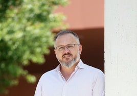 El presidente de CAC-Asprocon, Joel García, durante su visita a la Feria de Muestras con motivo del Día del Empresariado.