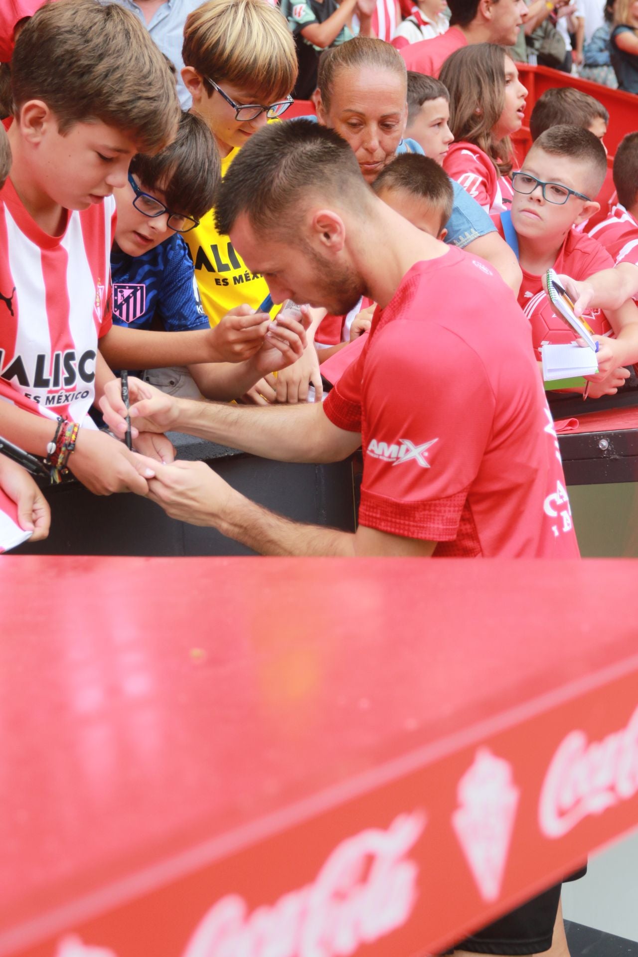 Entrenamiento del Sporting de Gijón con una gran sorpresa