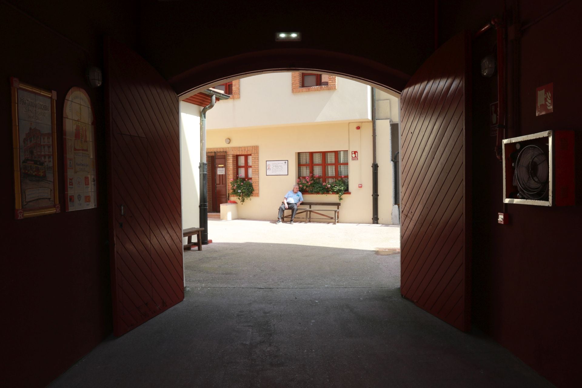 La plaza de toros de El Bibio se prepara para la Feria de Begoña