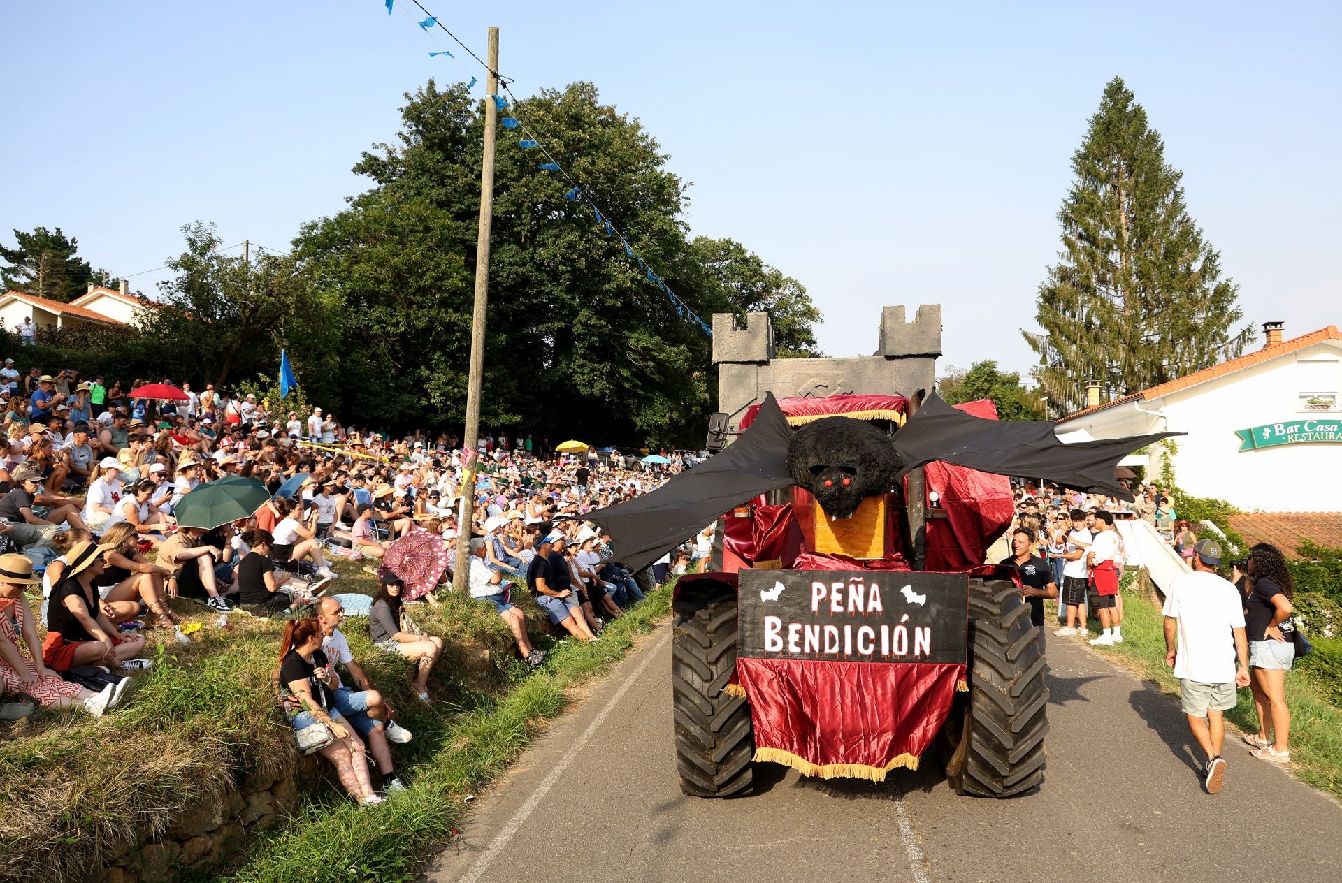 Las carrozas vuelven a Valdesoto