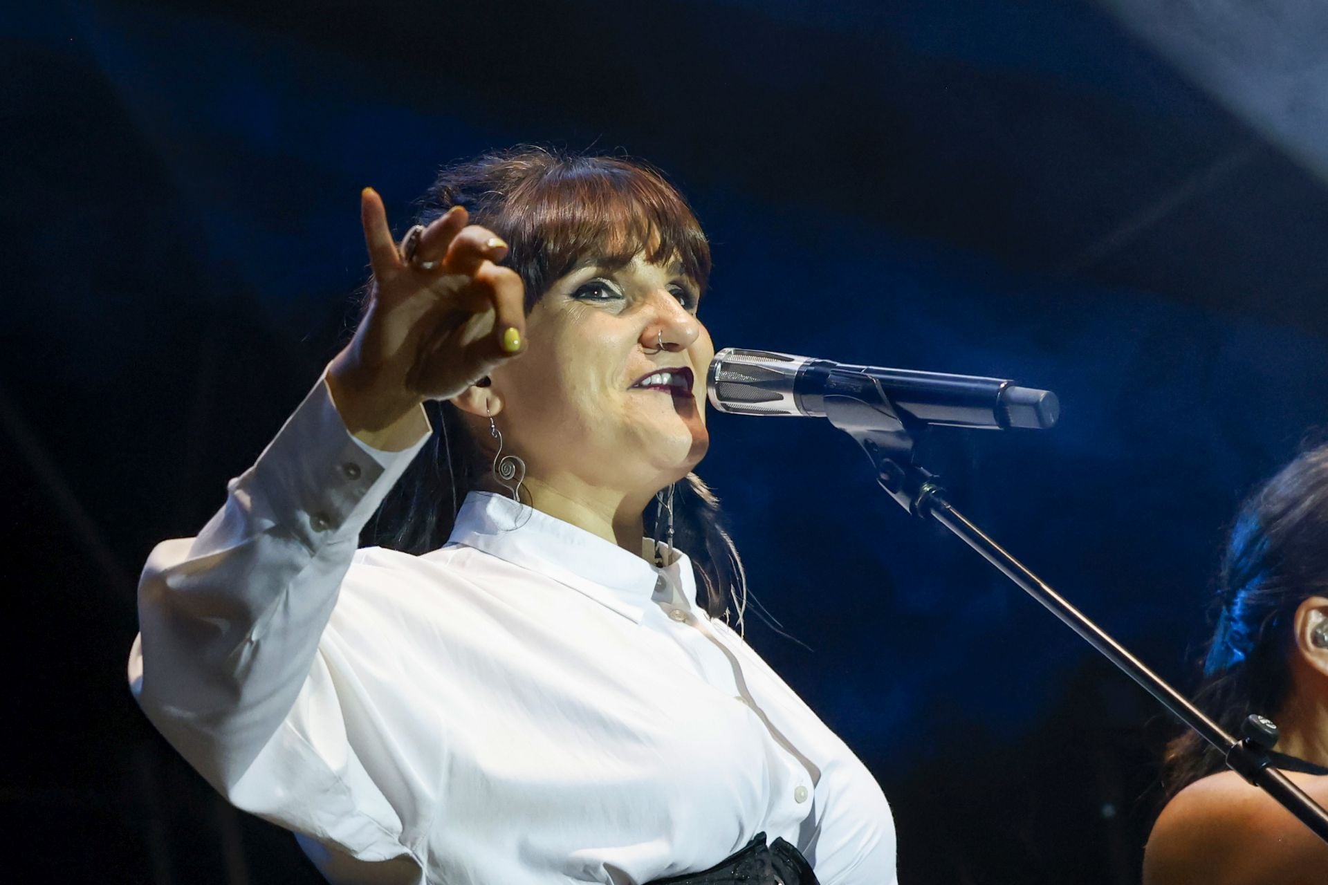 Luanco se entrega a Rozalén