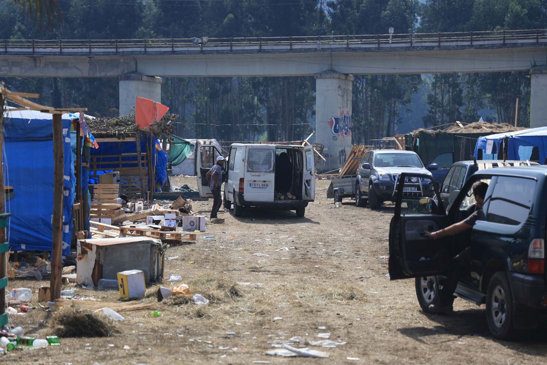 El día después del Xiringüelu: así ha quedado el prau Salcéu