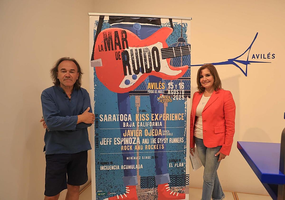 El promotor musical Béznar Arias con la concejala de Festejos, Yolanda Alonso.