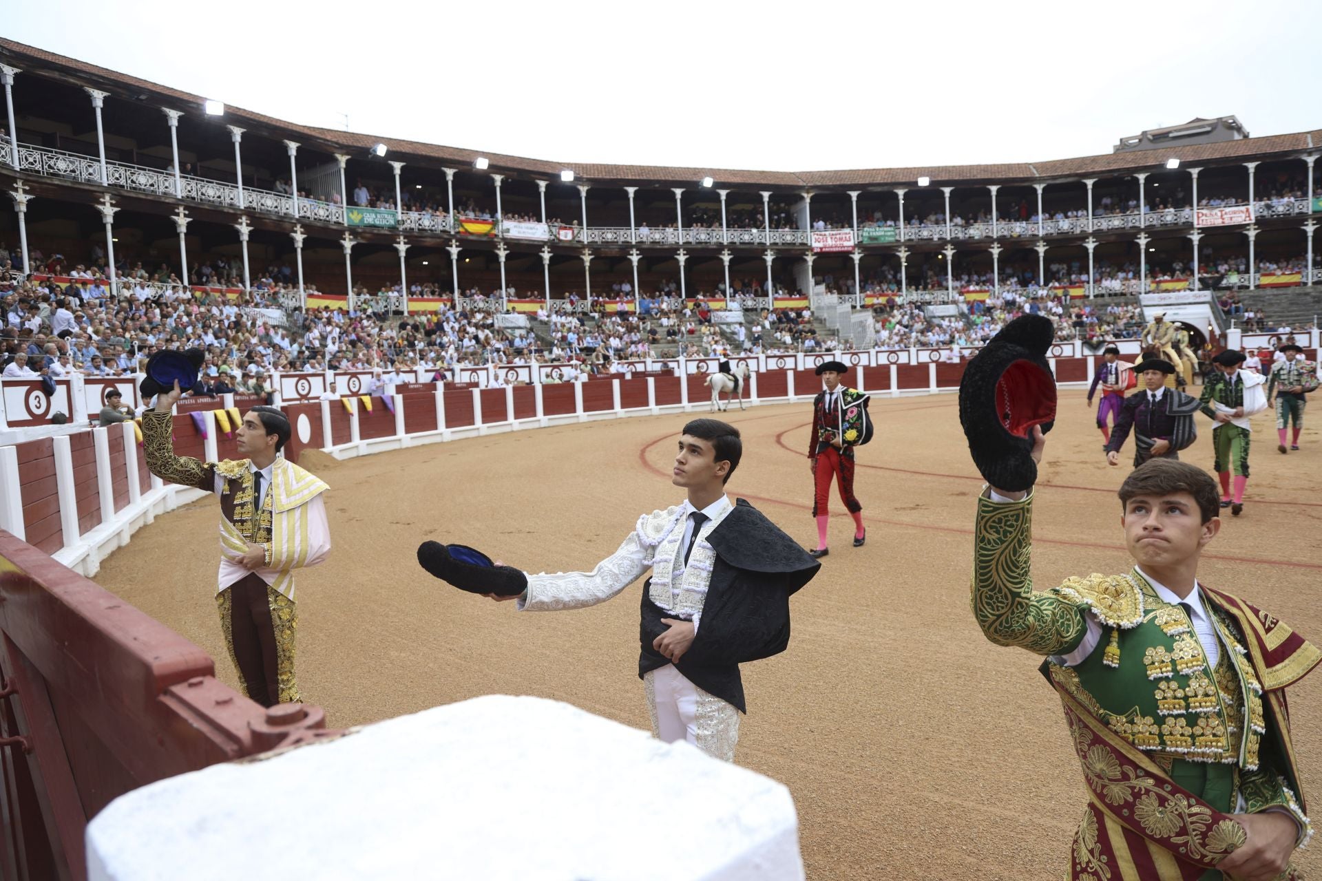 La primera corrida de la Feria de Begoña en imágenes