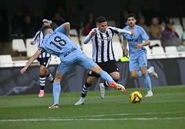 Dani Luna, el curso pasado, durante un partido con el Cartagena.