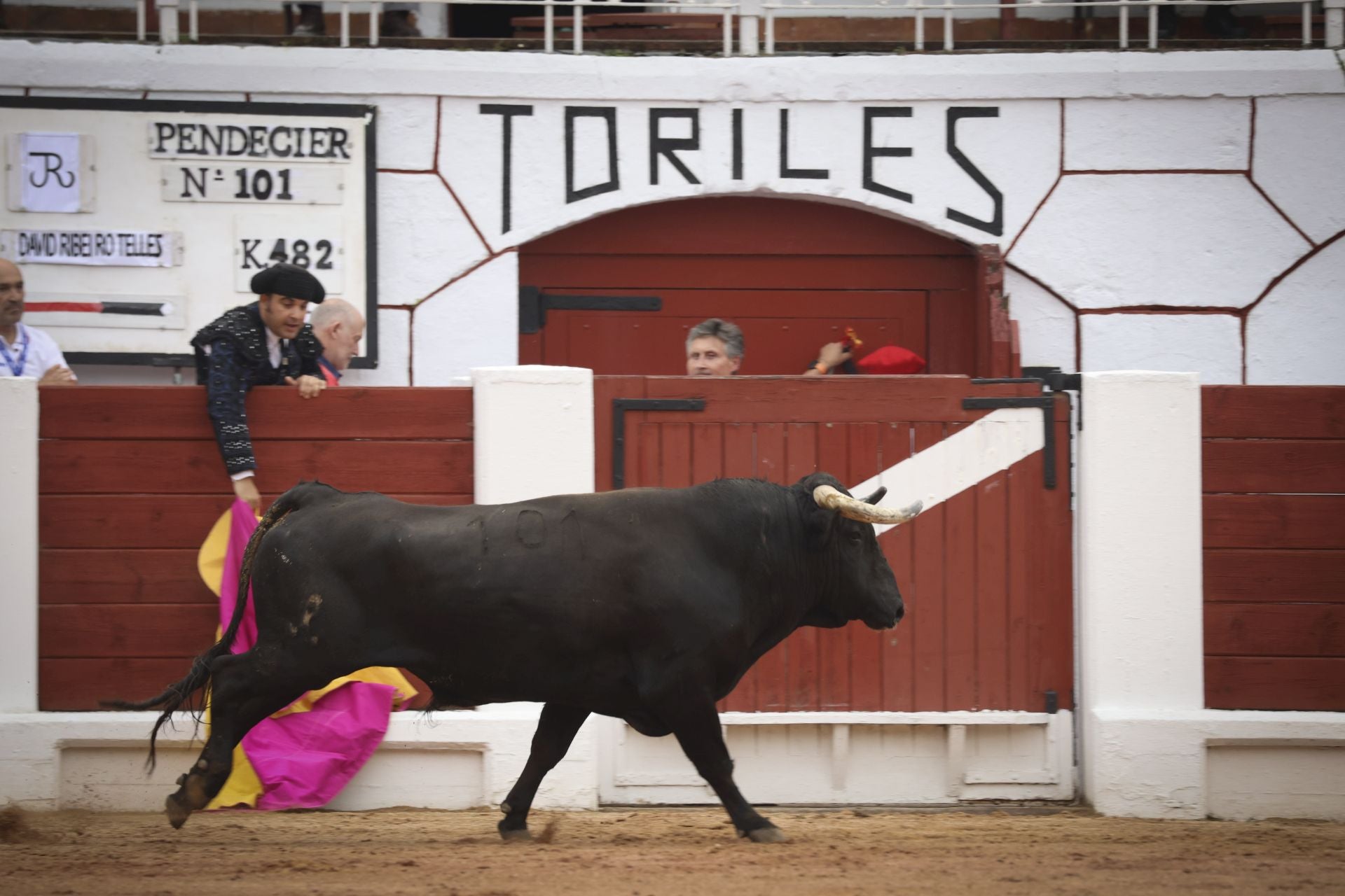 Tarde de rejones en la Feria taurina de Begoña en Gijón
