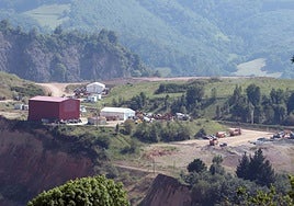 Instalaciones de Orovalle, en Belmonte de Miranda.