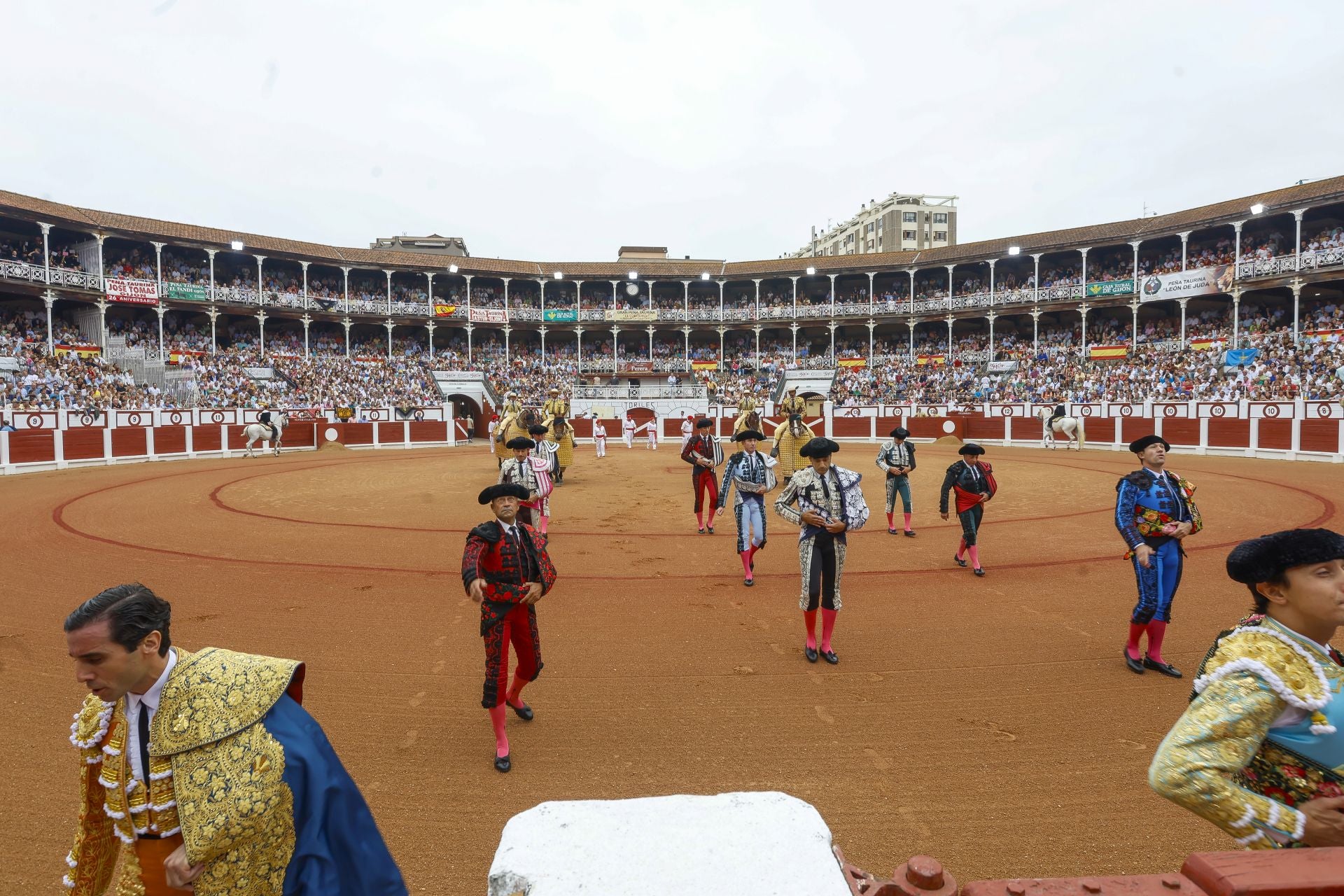 La cuarta de la Feria de Begoña de Gijón, con Fortes, Ortega y Roca Rey
