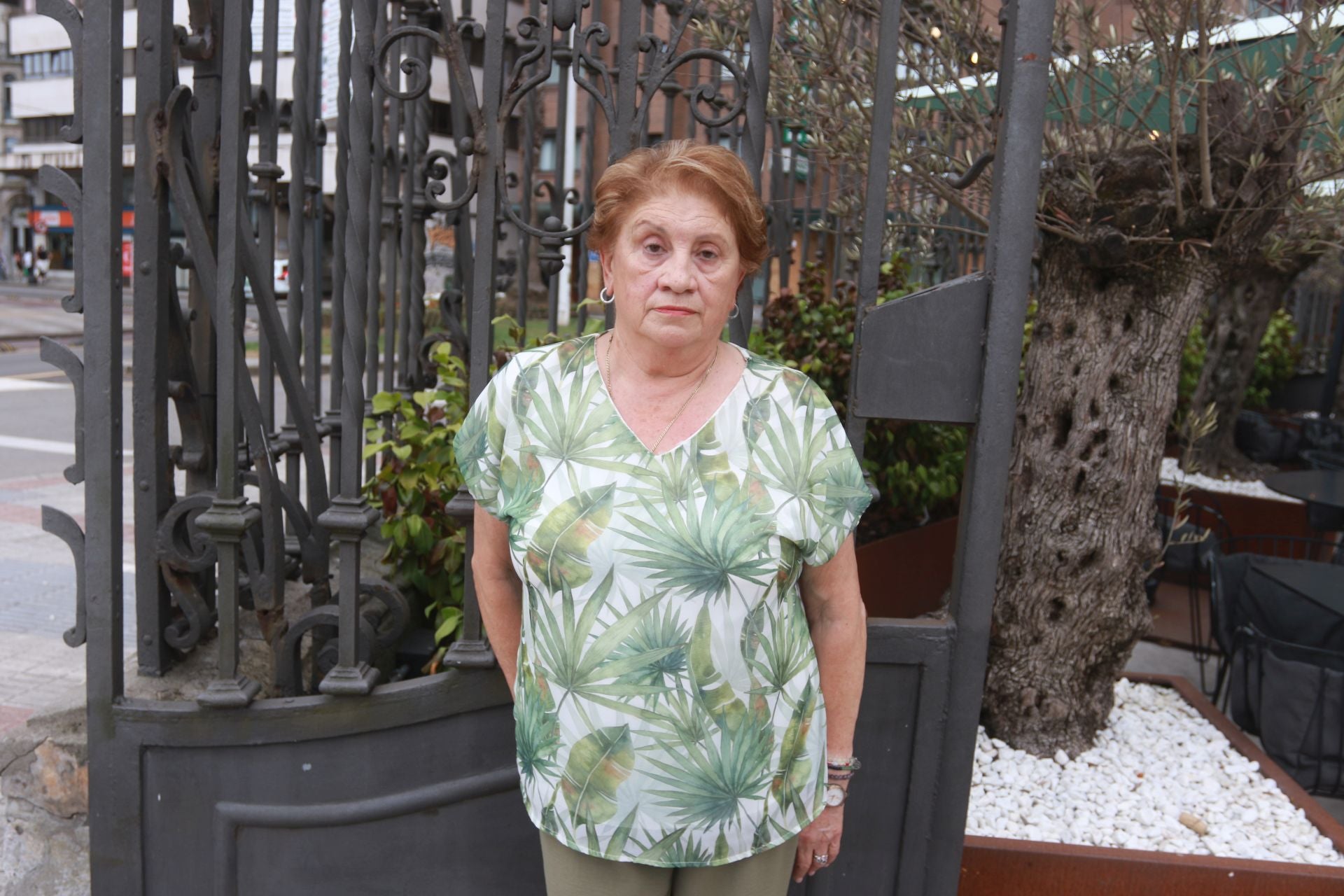 María Ángeles Perera, a las puertas del Space, sede de EL COMERCIO, en los Jardines de la Reina.