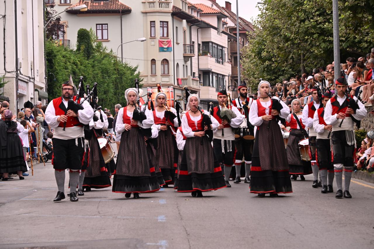 Llanes brilla por San Roque