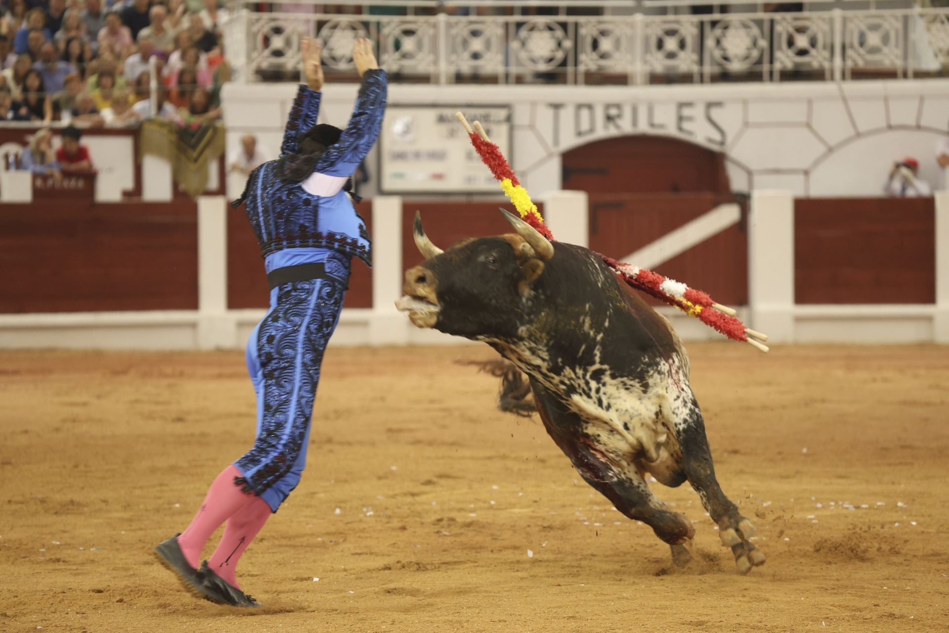 La cuarta de la Feria de Begoña de Gijón, con Fortes, Ortega y Roca Rey