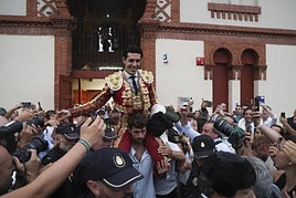 Talavante abrió la puerta grande de El Bibio.