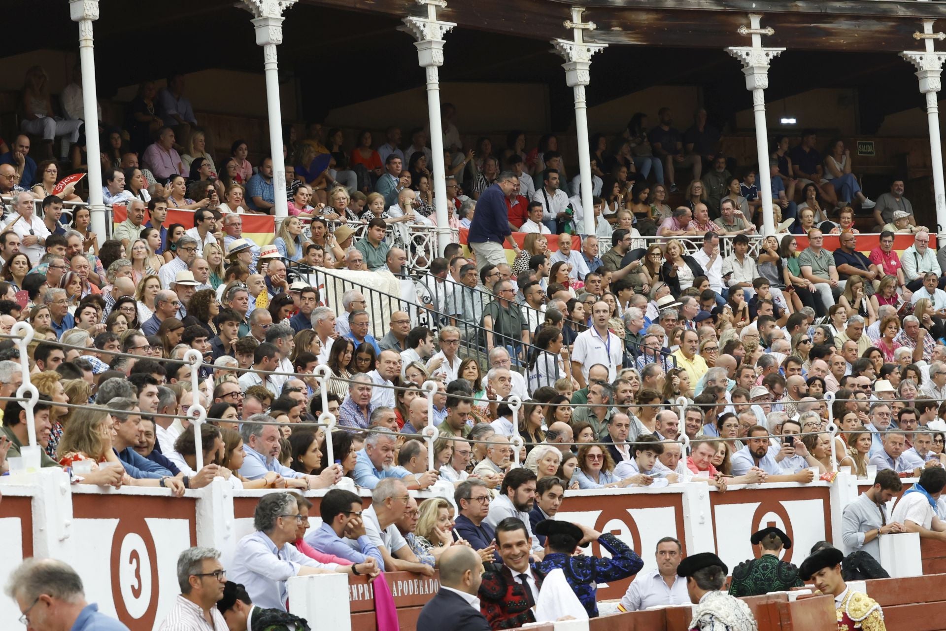 Último día de Feria taurina en Gijón: Manzanares y Talavante triunfan en El Bibio