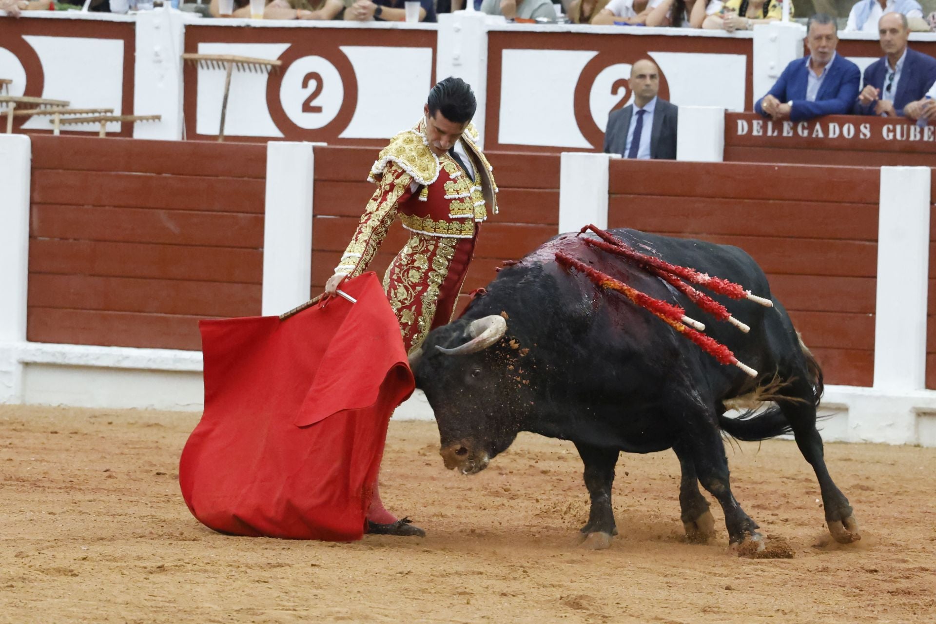 Último día de Feria taurina en Gijón: Manzanares y Talavante triunfan en El Bibio