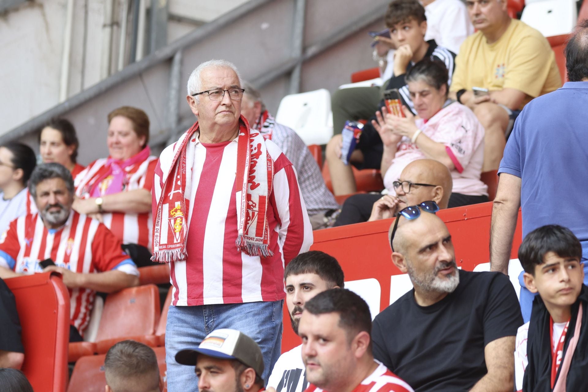 ¿Estuviste en el Sporting de Gijón - Córdoba? ¡Búscate!