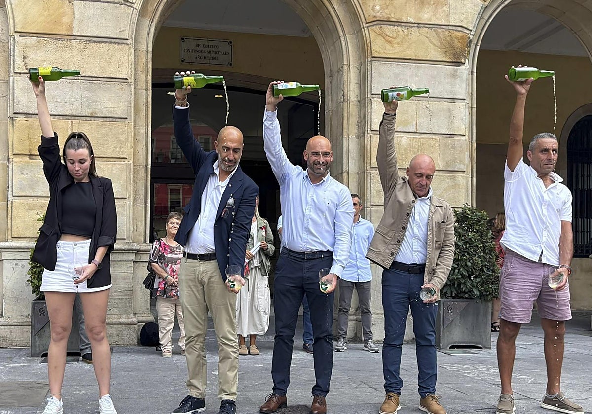 La Fiesta de la Sidra Natural de Gijón se abre a los llagares de casa