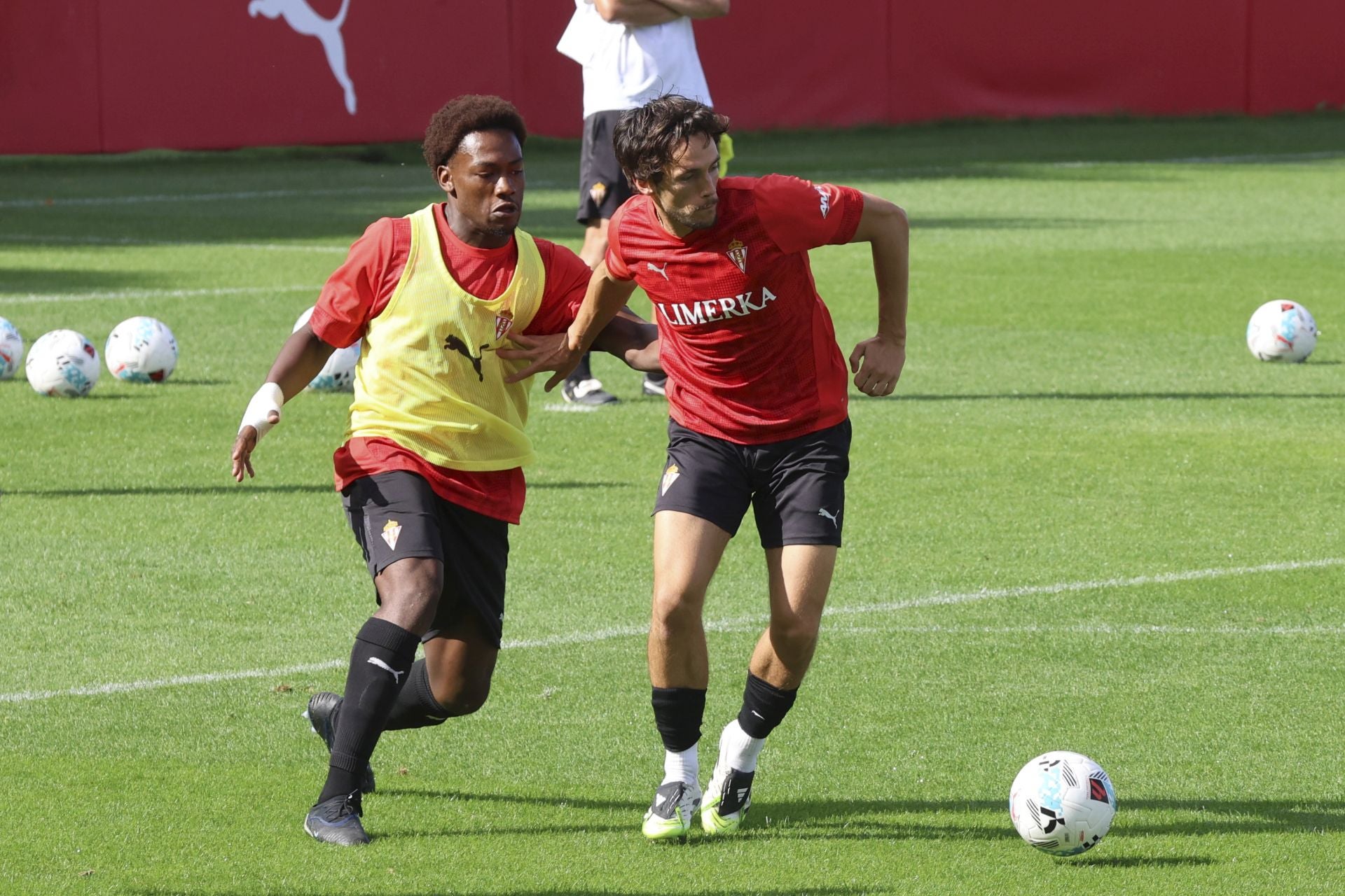 El entrenamiento del Sporting de Gijón del 20 de agosto en imágenes