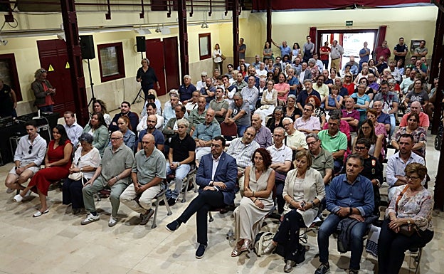 El público llenó el espacio Plaza de La Habana, donde se celebró la sesión plenaria.