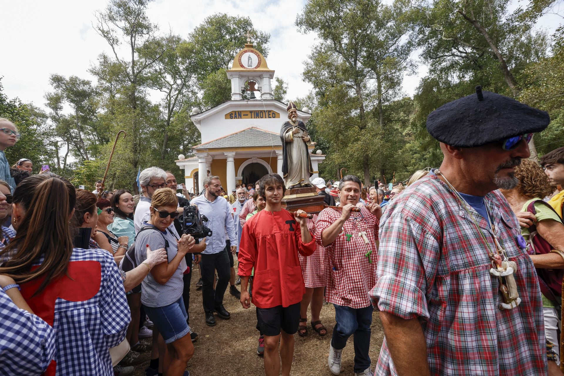 Fotos: El día grande de San Timoteo, en Luarca