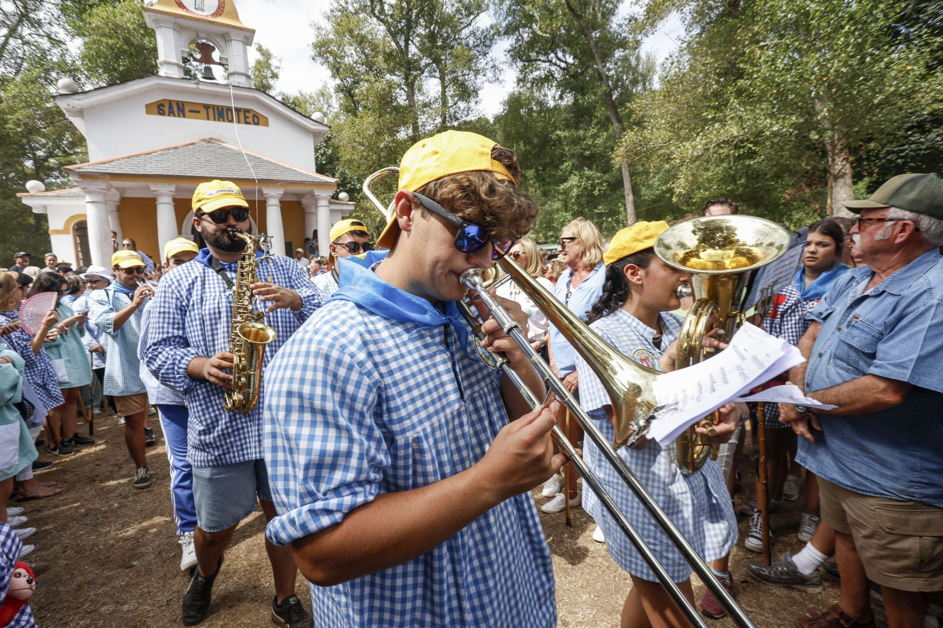 Fotos: El día grande de San Timoteo, en Luarca