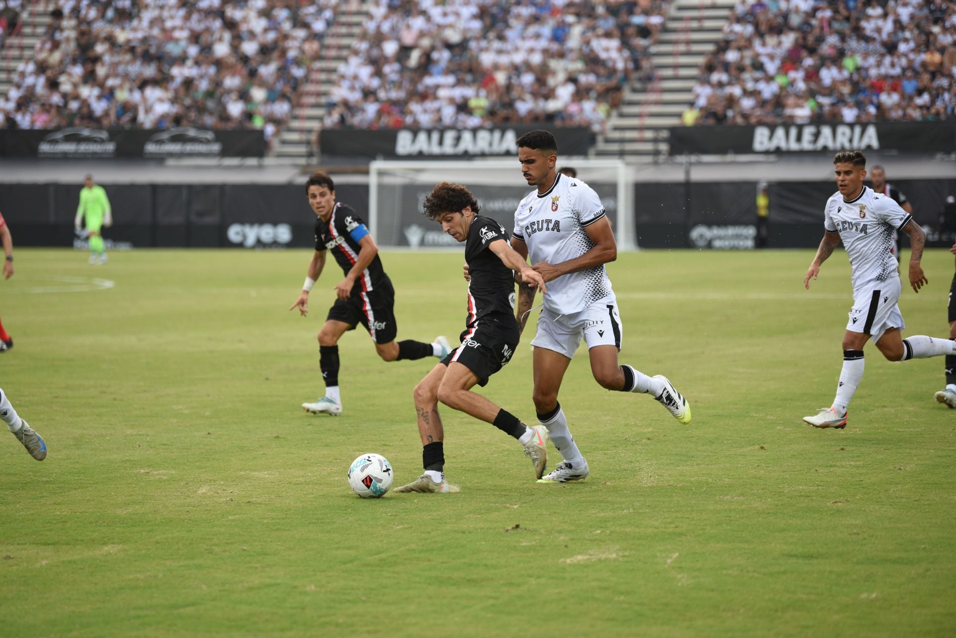 Fotos: Las mejores jugadas del A. D. Ceuta - Sporting de Gijón, en imágenes