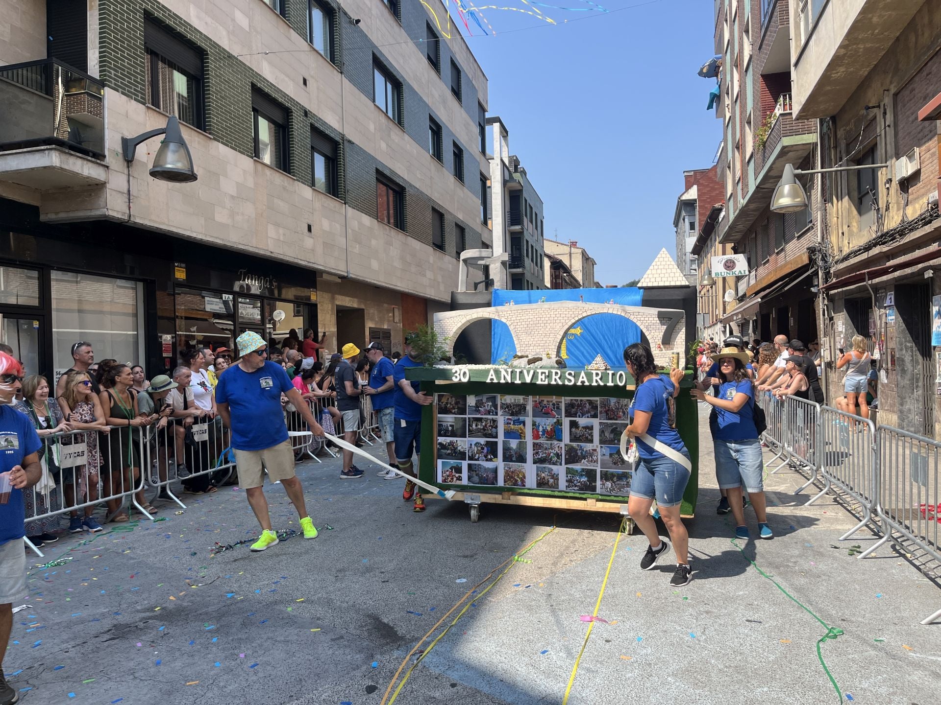¿Estuviste en el Descenso Folklórico del Nalón? ¡Búscate!