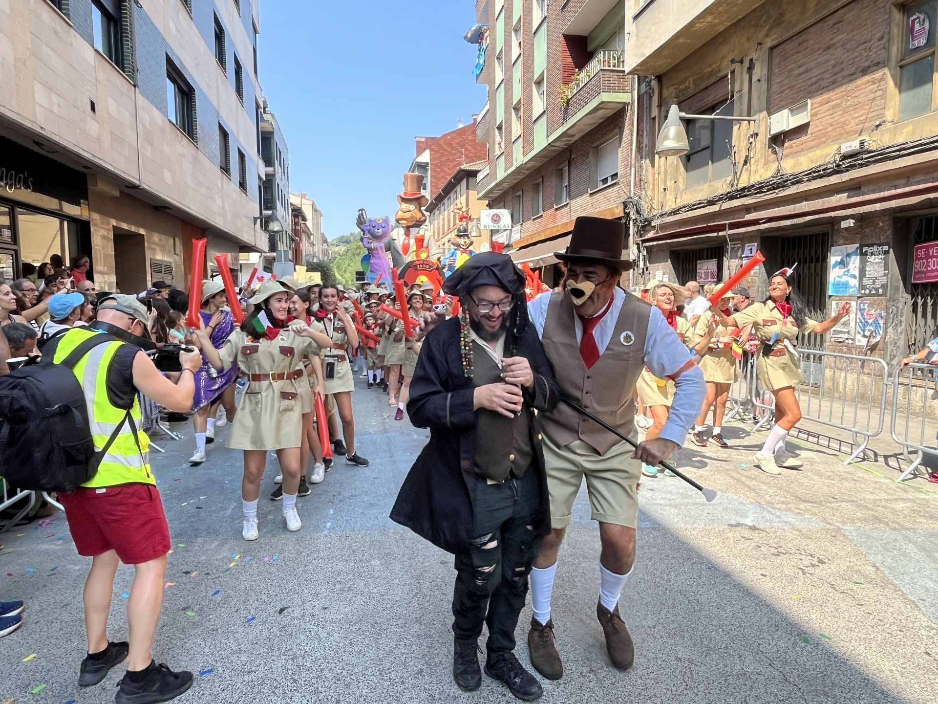 ¿Estuviste en el Descenso Folklórico del Nalón? ¡Búscate!