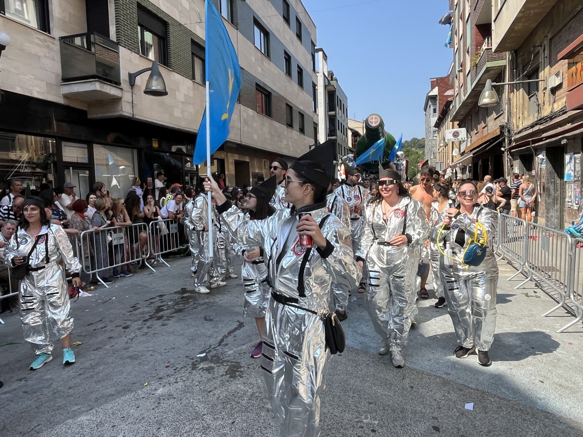 ¿Estuviste en el Descenso Folklórico del Nalón? ¡Búscate!