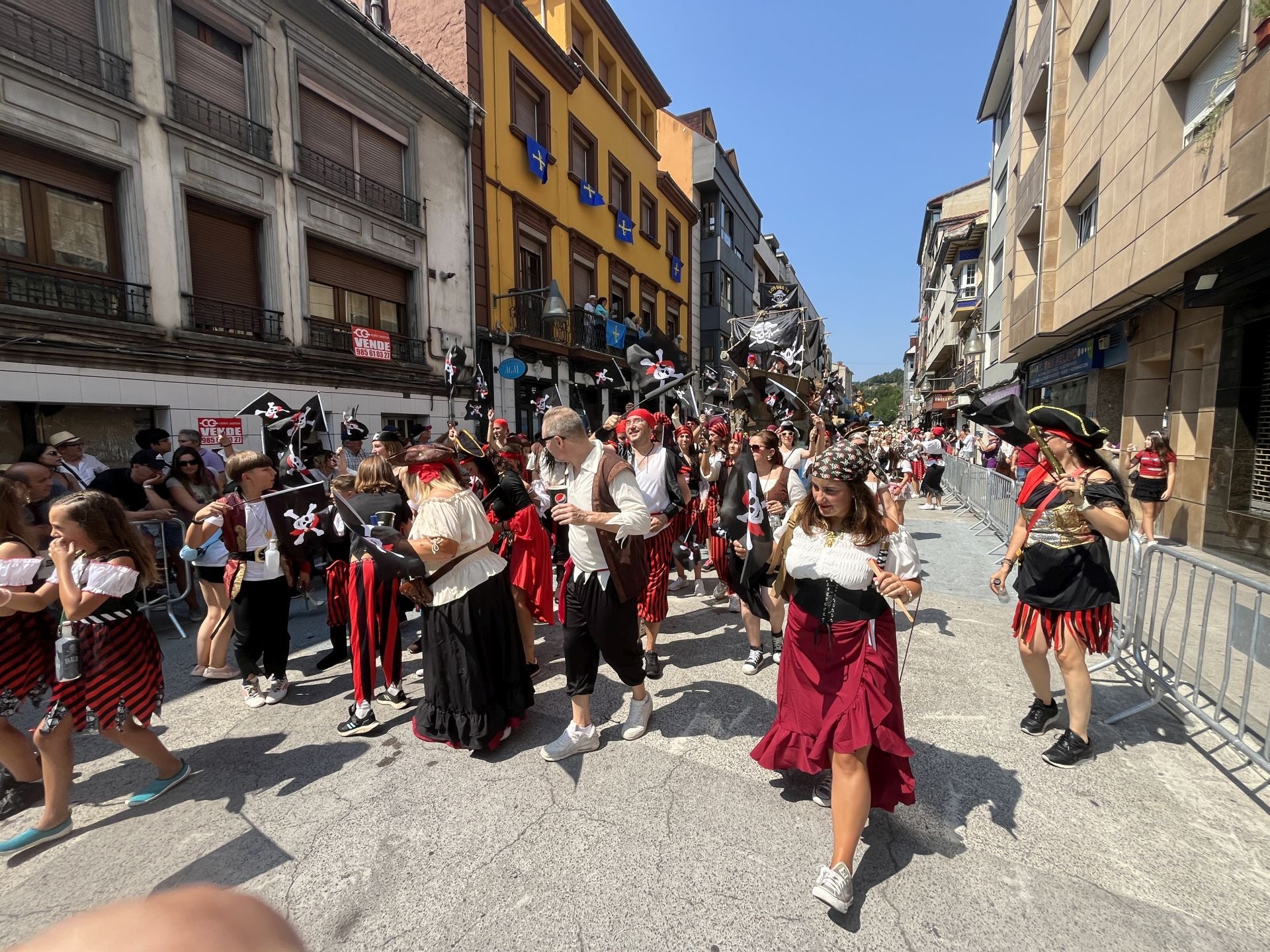 ¿Estuviste en el Descenso Folklórico del Nalón? ¡Búscate!