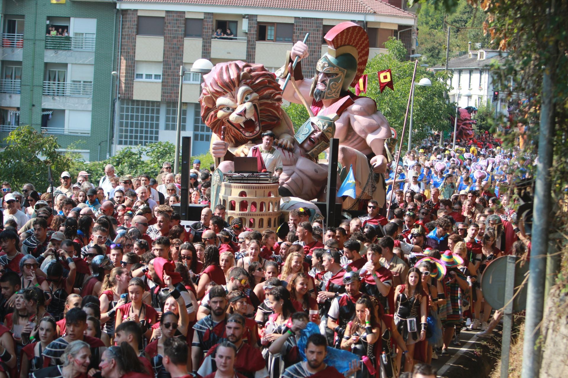 ¿Estuviste en el Descenso Folklórico del Nalón? ¡Búscate!