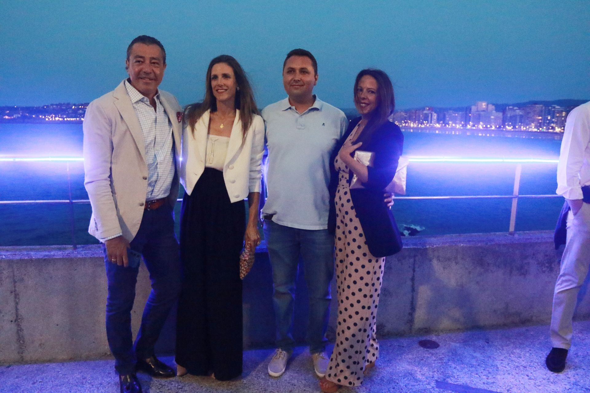 Fotos: Fiesta de la Piscina Sénior en el Club Astur de Regatas de Gijón