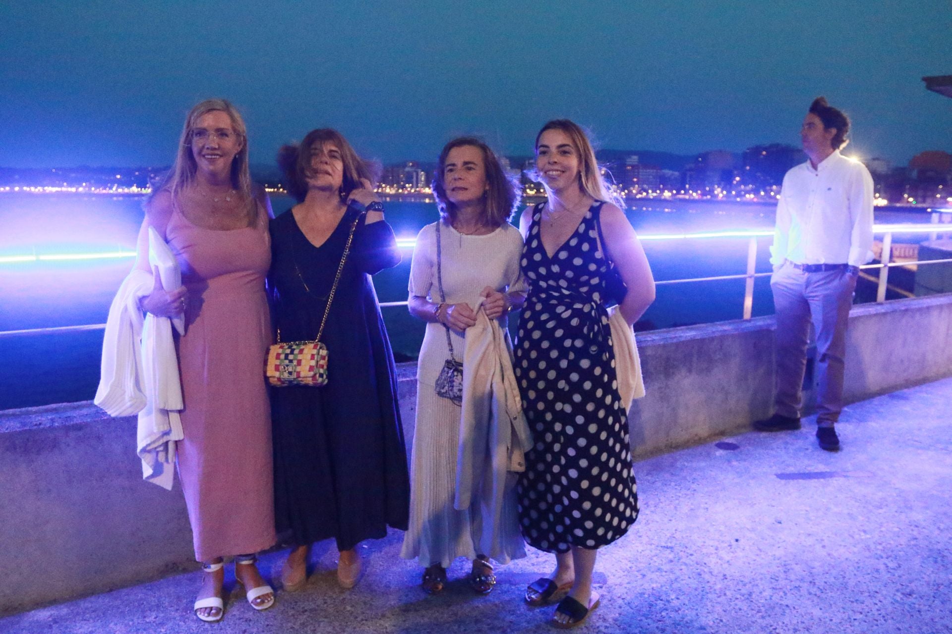 Fotos: Fiesta de la Piscina Sénior en el Club Astur de Regatas de Gijón