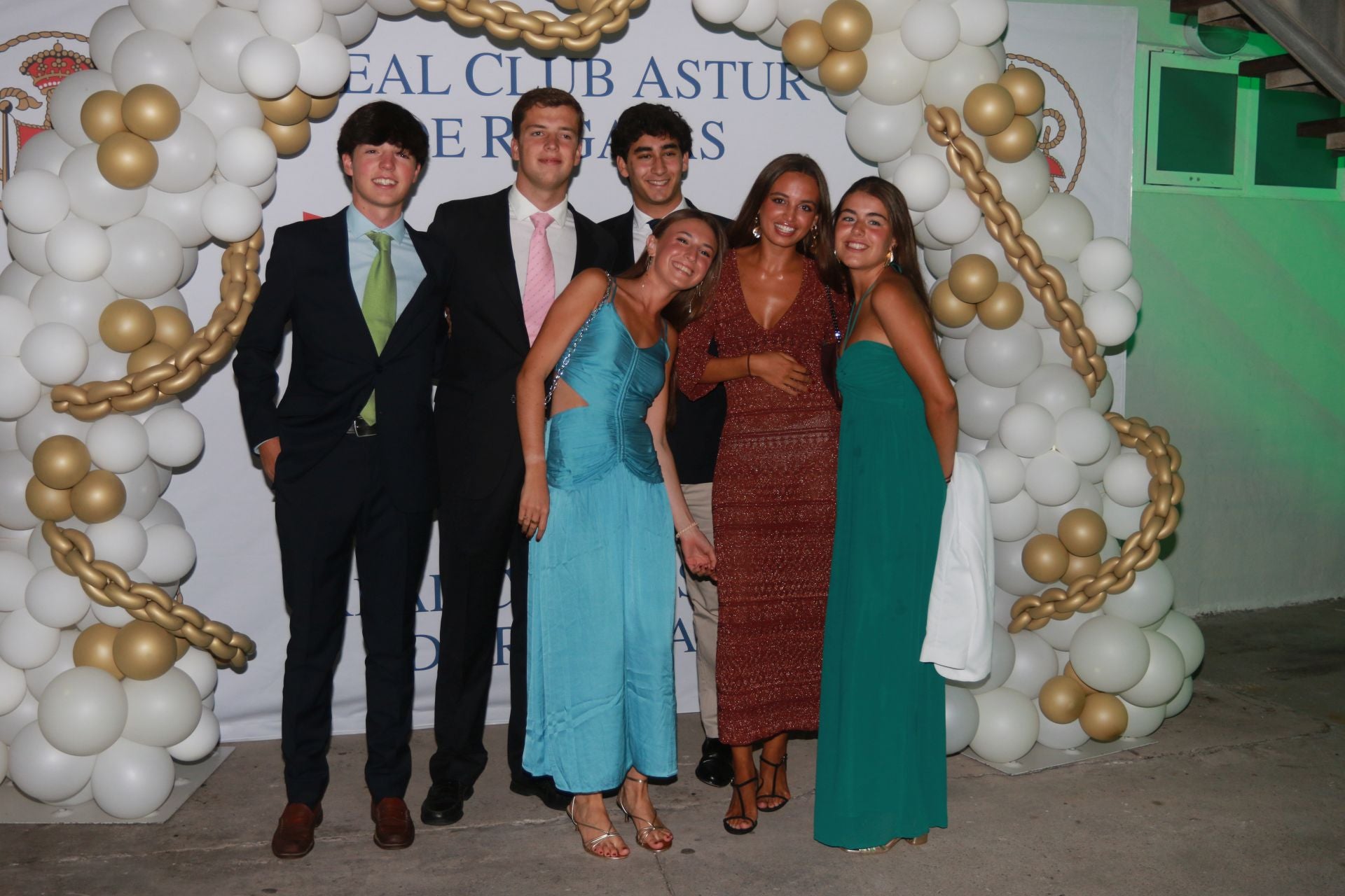 Fotos: Fiesta de la Piscina Junior en el Club Astur de Regatas de Gijón