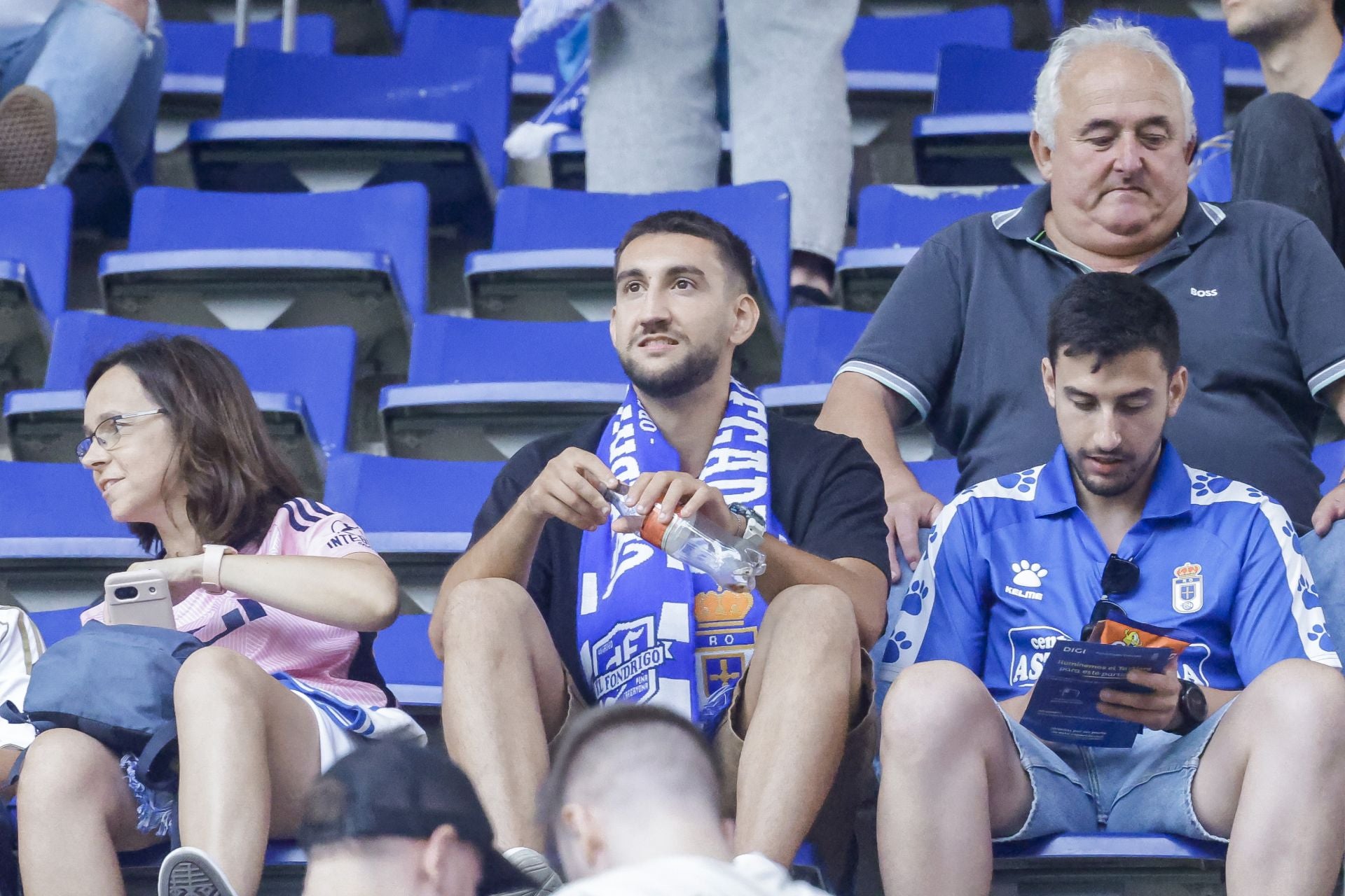 ¿Estuviste en el Real Oviedo - Real Madrid? ¡Búscate!