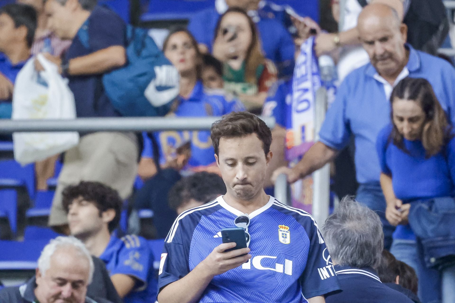 ¿Estuviste en el Real Oviedo - Real Madrid? ¡Búscate!