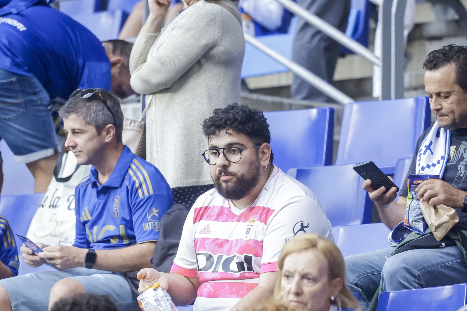 ¿Estuviste en el Real Oviedo - Real Madrid? ¡Búscate!