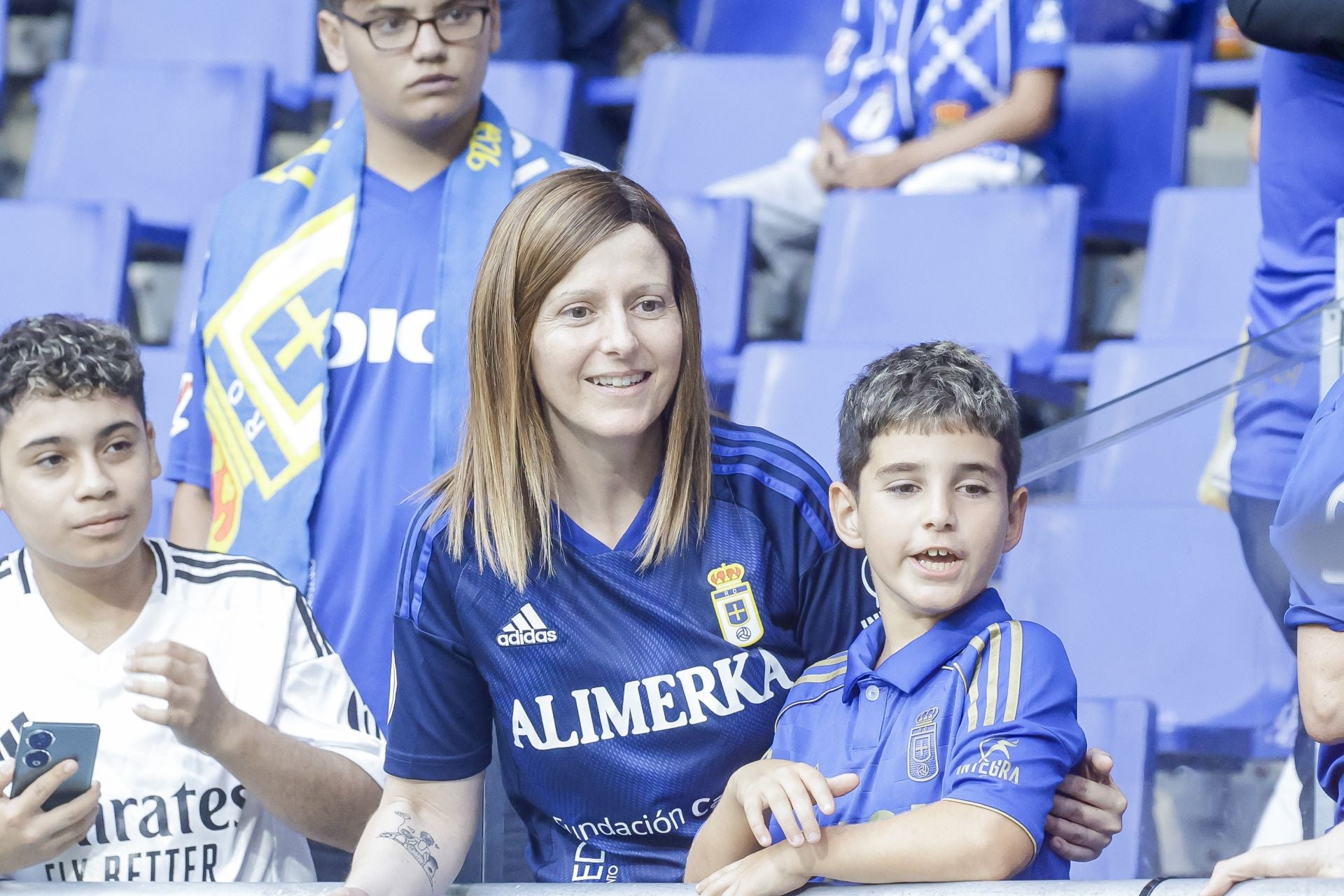 ¿Estuviste en el Real Oviedo - Real Madrid? ¡Búscate!