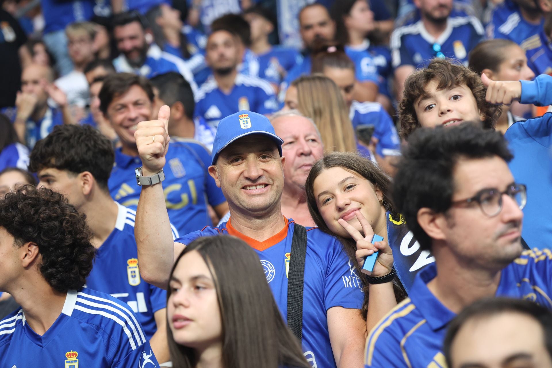 ¿Estuviste en el Real Oviedo - Real Madrid? ¡Búscate!