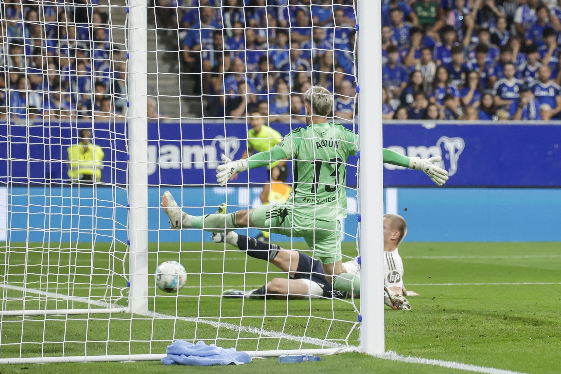 Las mejores jugadas del Real Oviedo - Real Madrid en imágenes