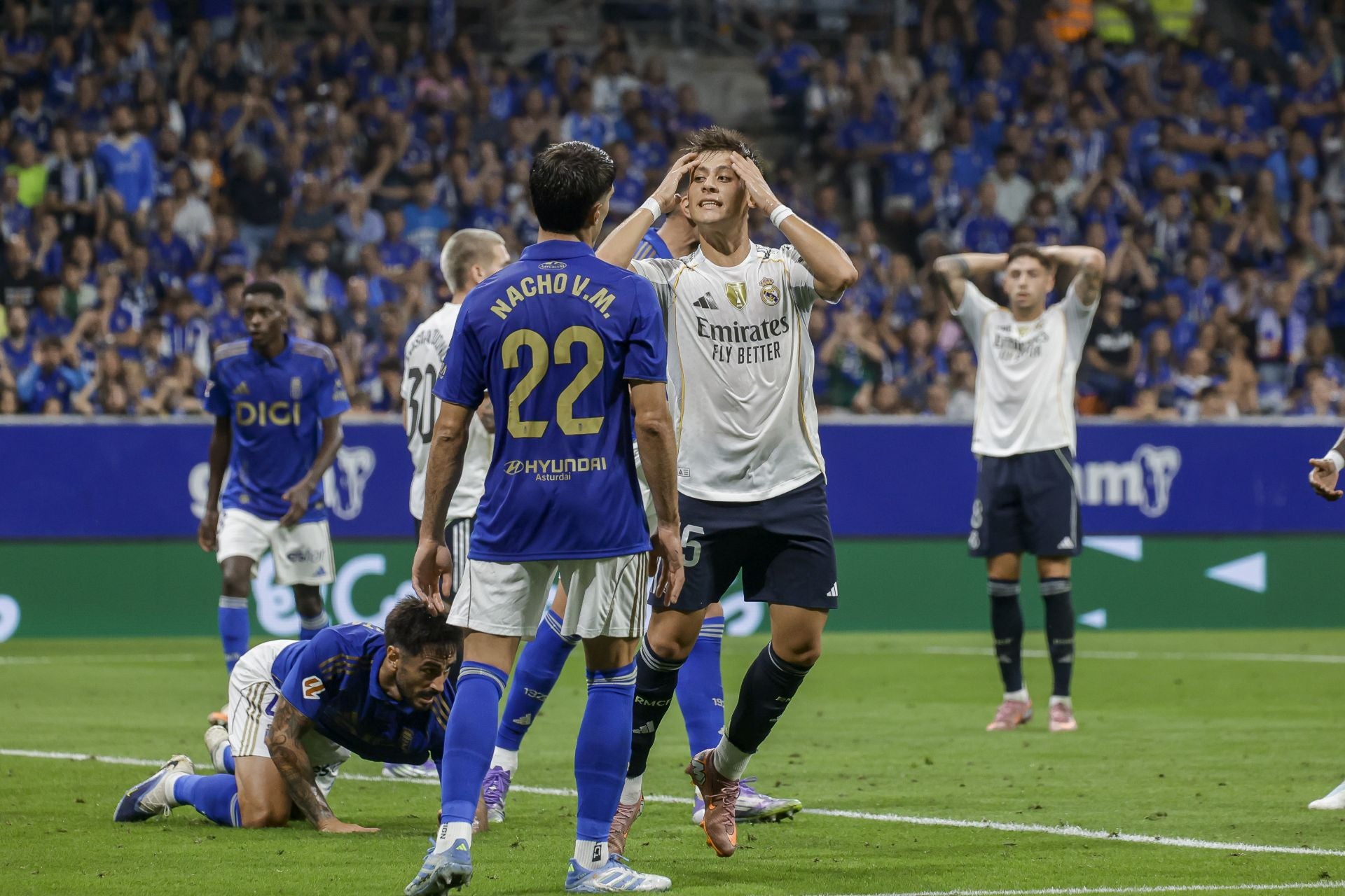 Las mejores jugadas del Real Oviedo - Real Madrid en imágenes