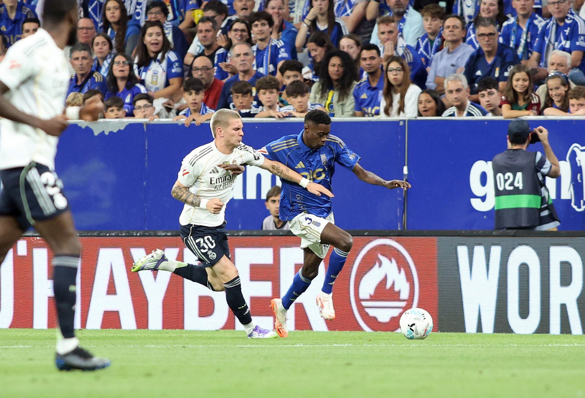 Las mejores jugadas del Real Oviedo - Real Madrid en imágenes
