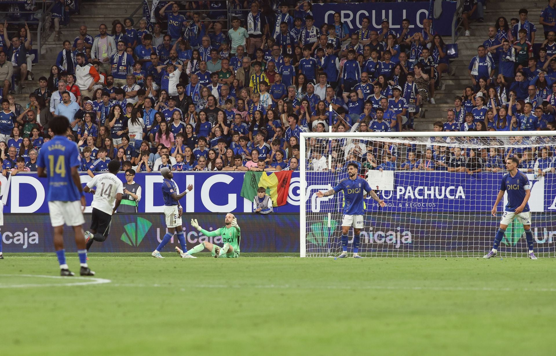 Las mejores jugadas del Real Oviedo - Real Madrid en imágenes