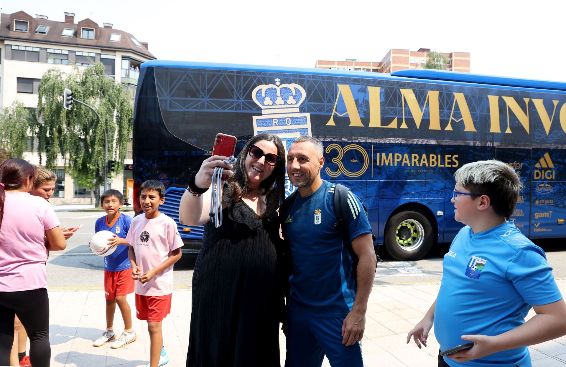 Oviedo, una afición volcada en su regreso a las grandes citas