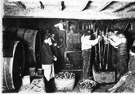 Joaquín García Cuesta. Mayando. Carrandi, Colunga. ca.1925.