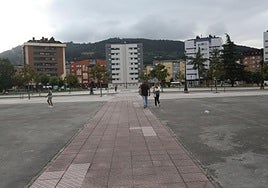 La plaza de El Conceyín, donde se instalará el mercado.