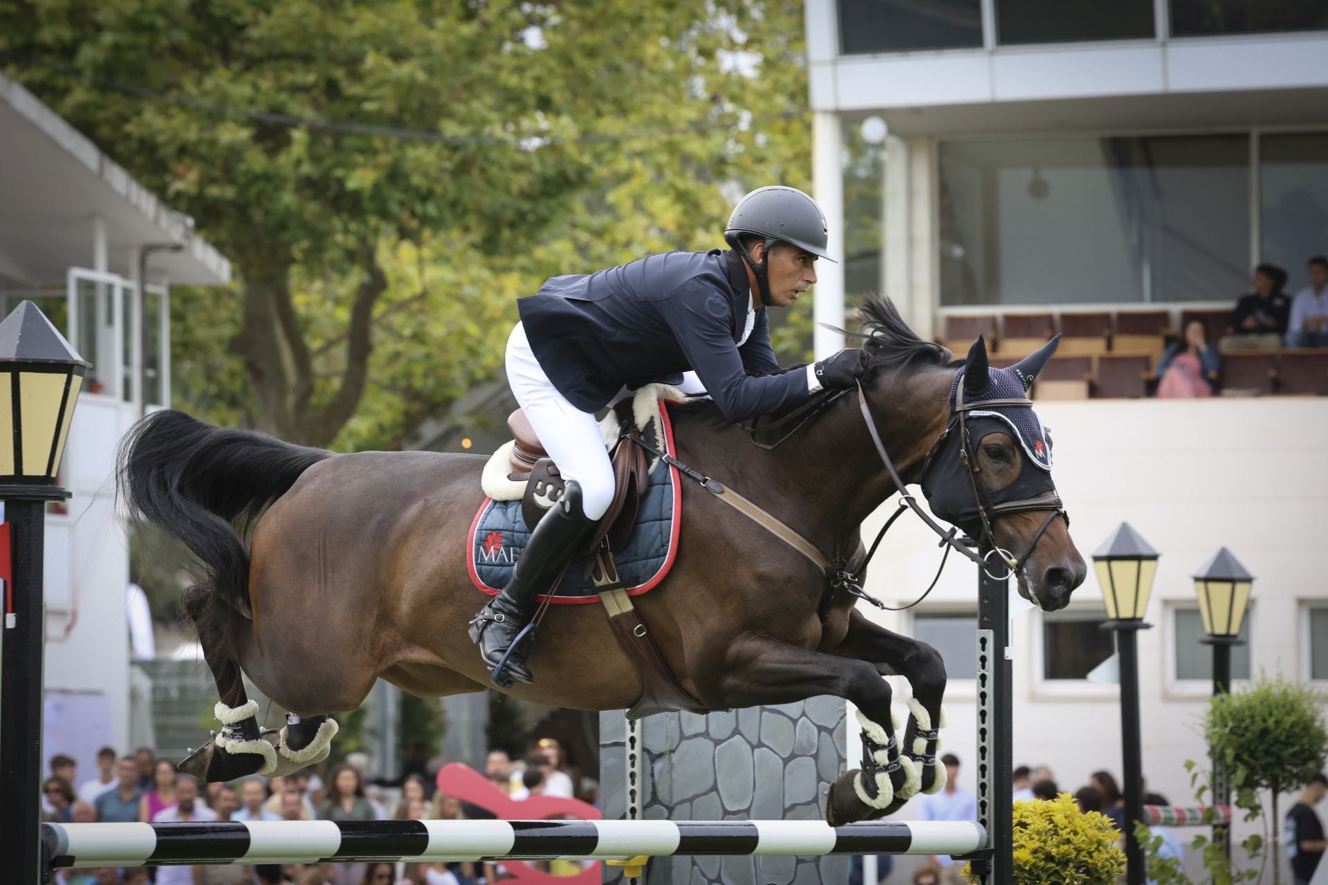 Las fotos que deja el primer día del Hípico en Gijón