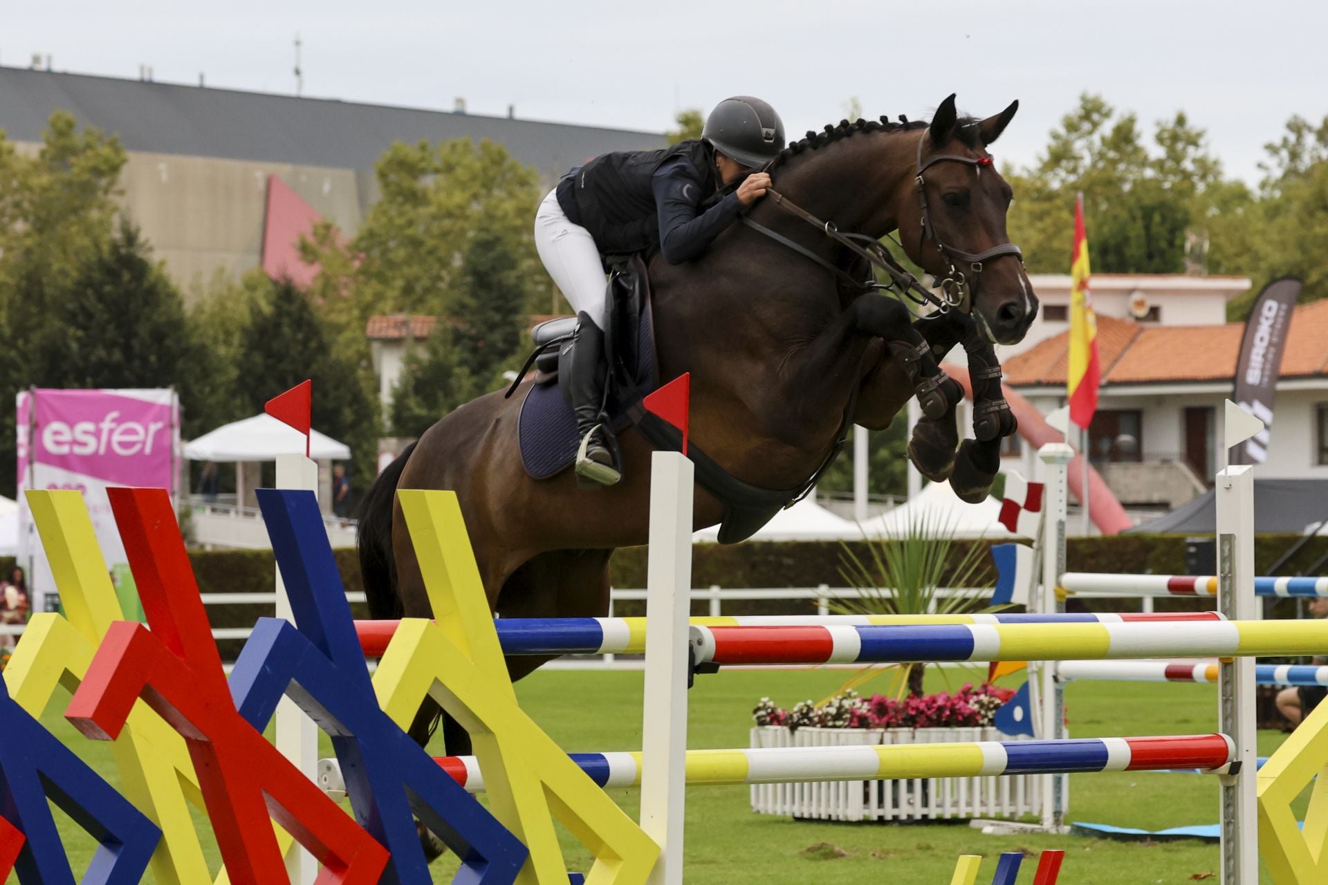Las fotos que deja el primer día del Hípico en Gijón