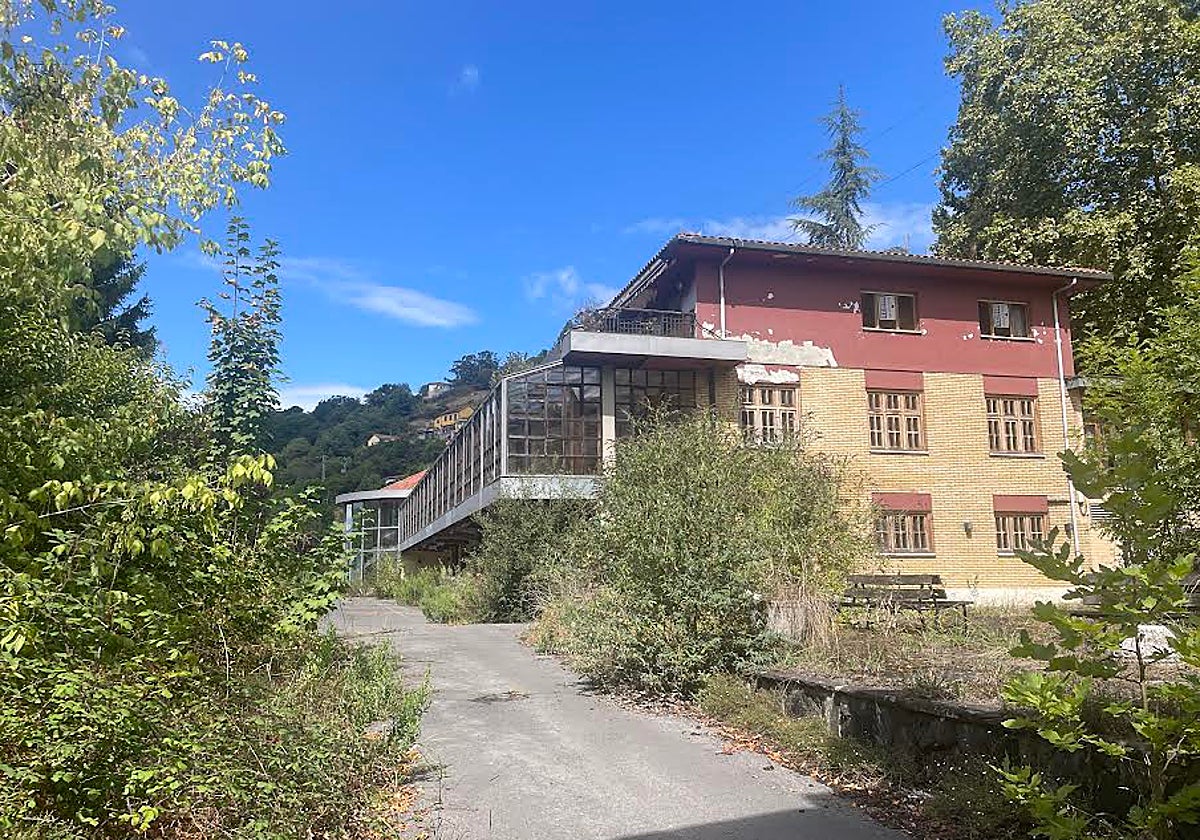 Estado actual del edificio conocido como El Urogallo.