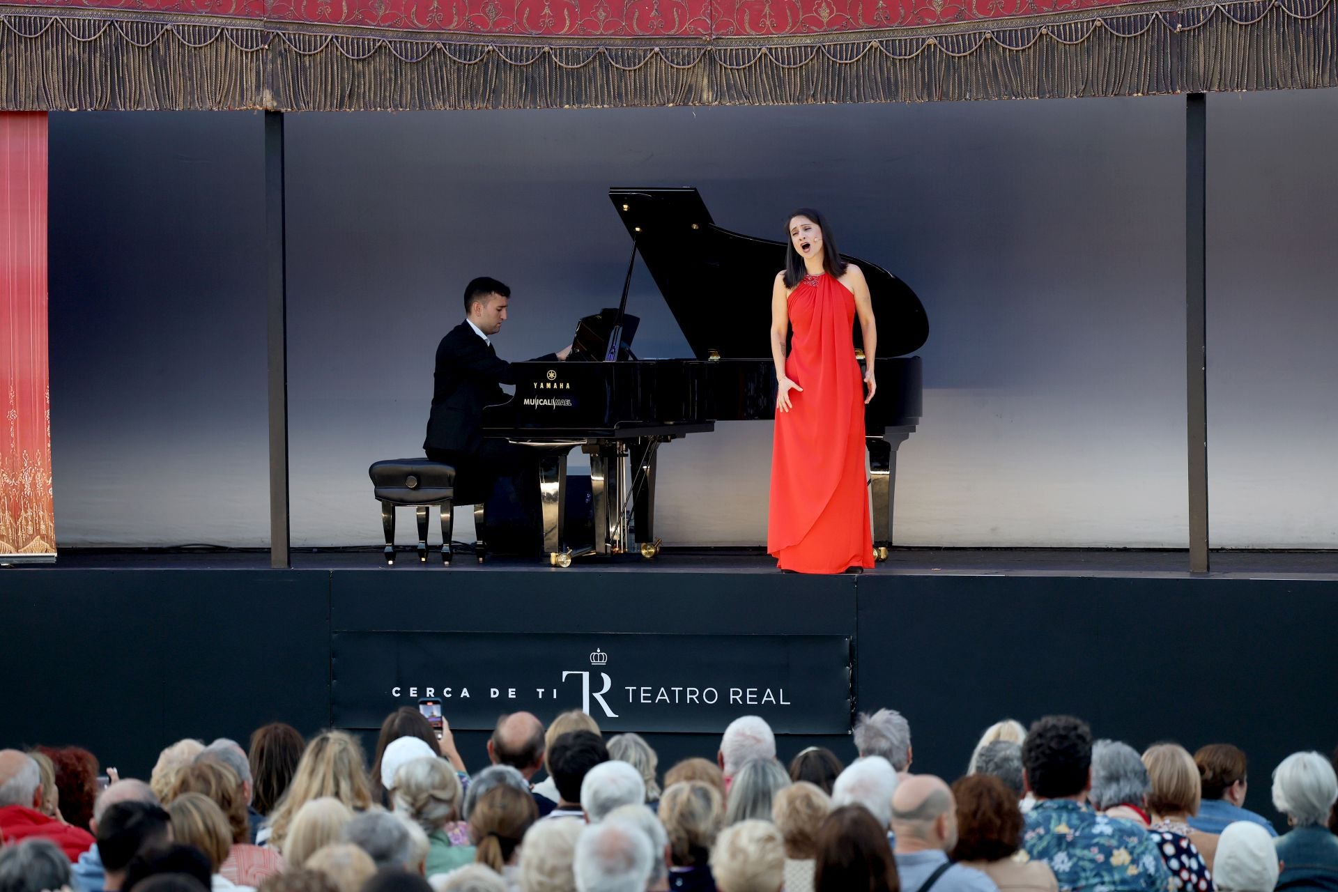 &#039;Tekilazo&#039; en Avilés como colofón de las fiestas de San Agustín