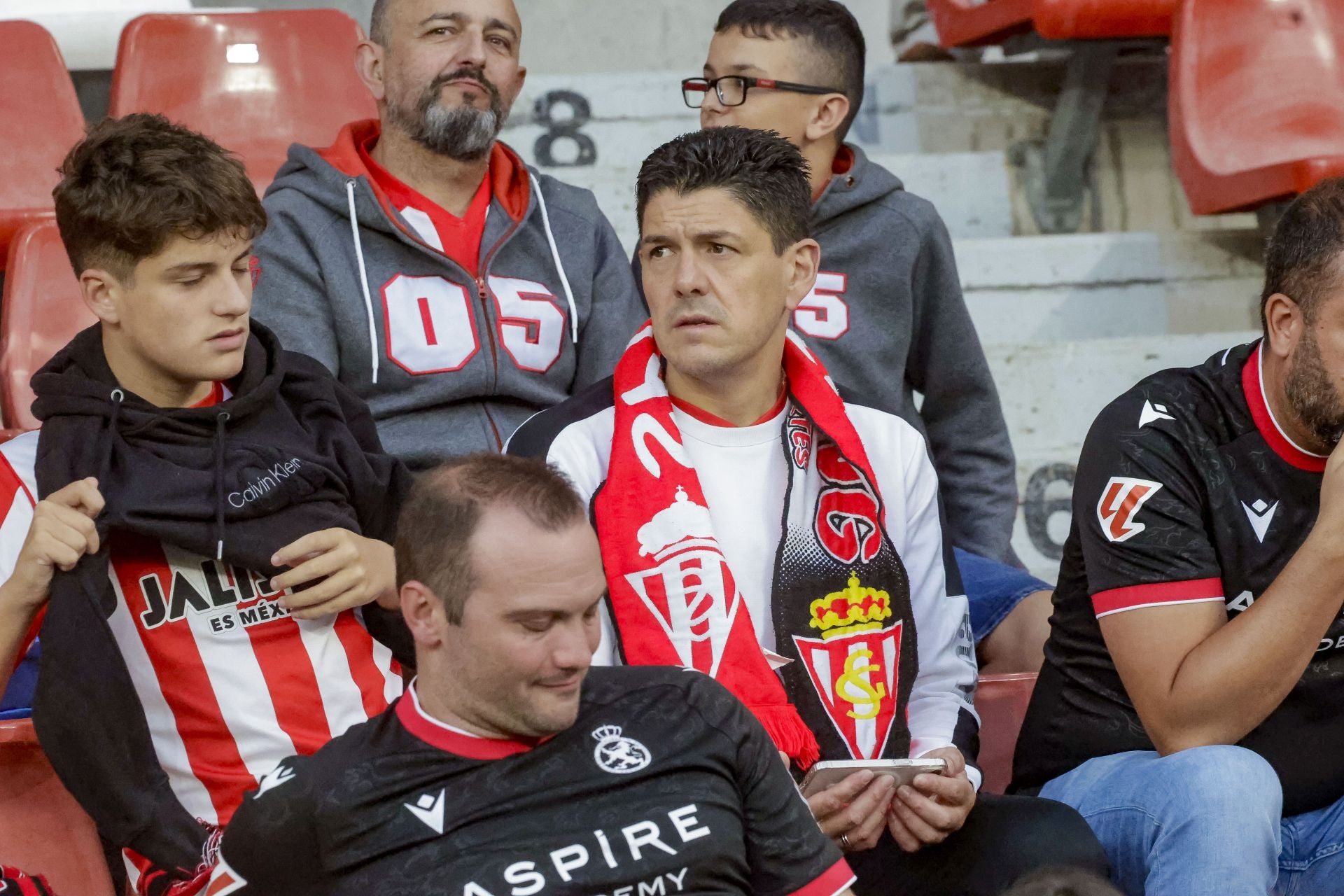 ¿Estuviste en el Sporting de Gijón - Cultural Leonesa? ¡Búscate!